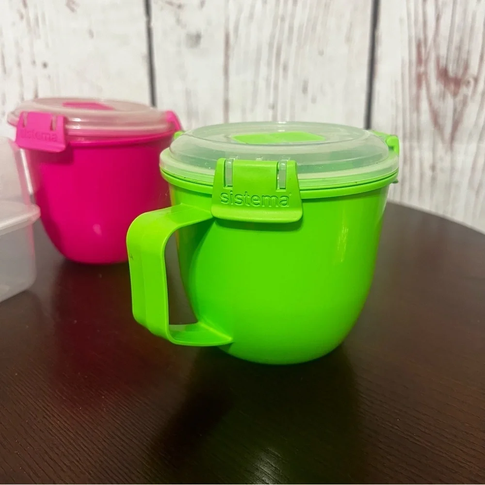 Sistema Food Storage containers. 2 soup 19 oz cups and 1 lunch cube